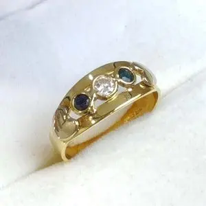 Vintage 18ct Gold Sapphire Heart Ring