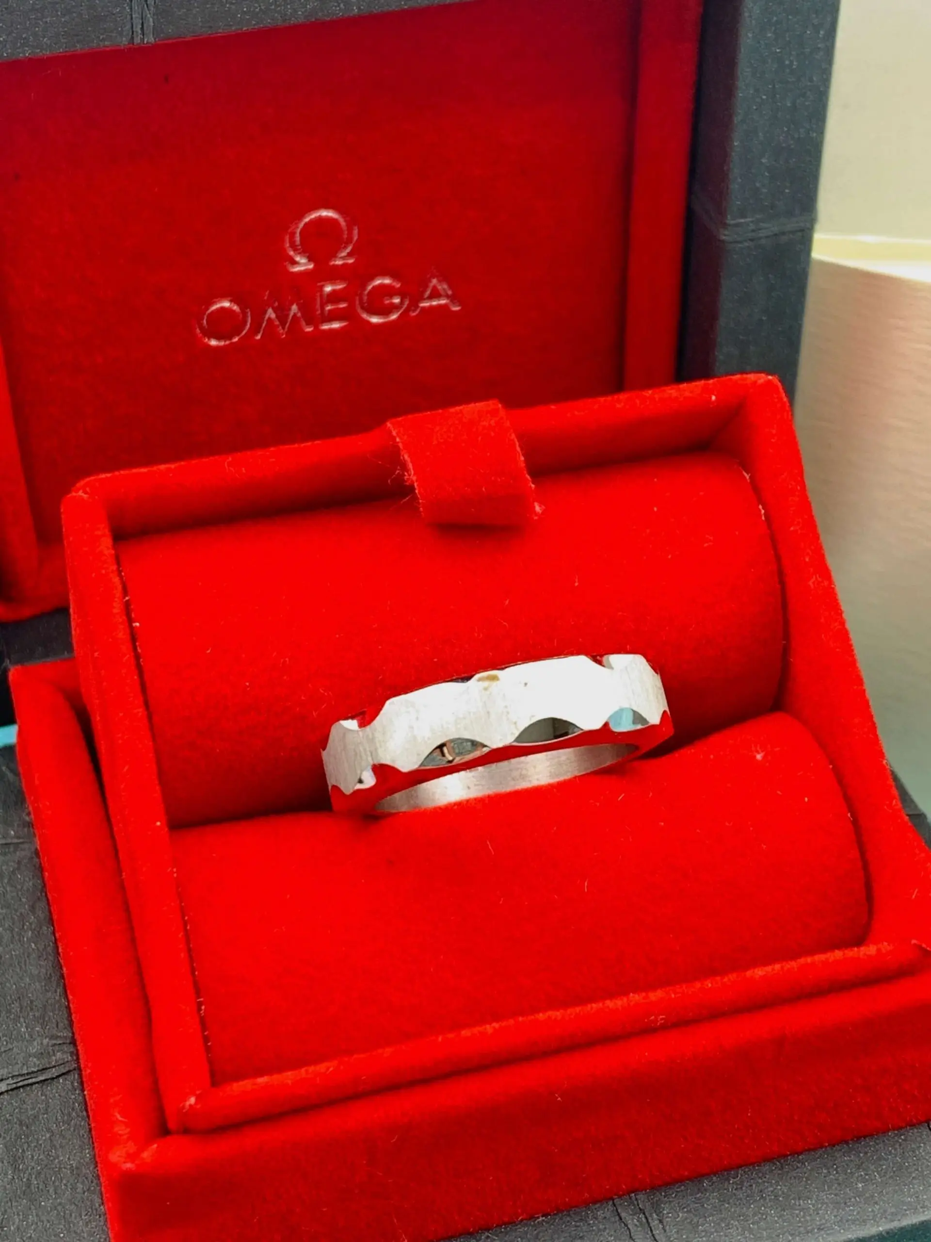OMEGA Aqua Seamaster Mens Ring - New in Box - Image 3