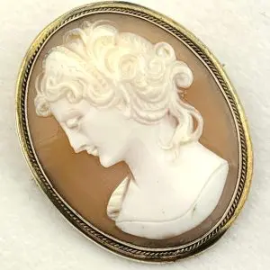 Vintage 9ct Gold Cameo Brooch