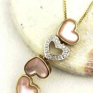 9ct Gold Heart Runner Pendant