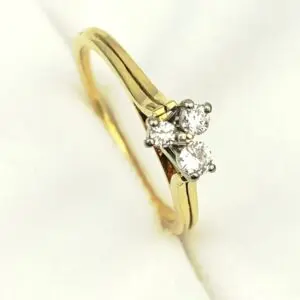 18ct Gold Trilogy Diamond Ring
