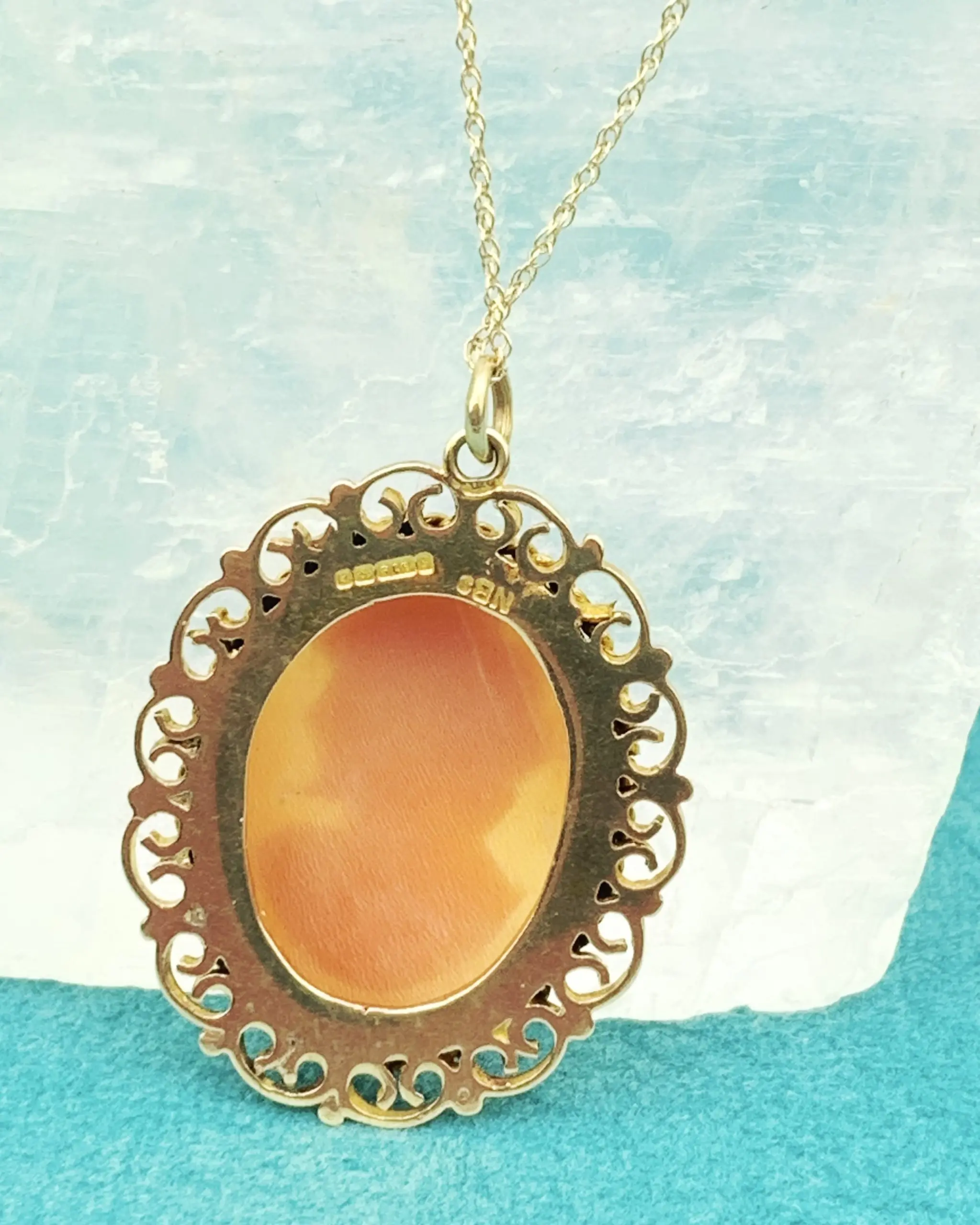 Antique 9ct Gold Cameo Pendant c1920's & 10ct Gold Chain - Image 4