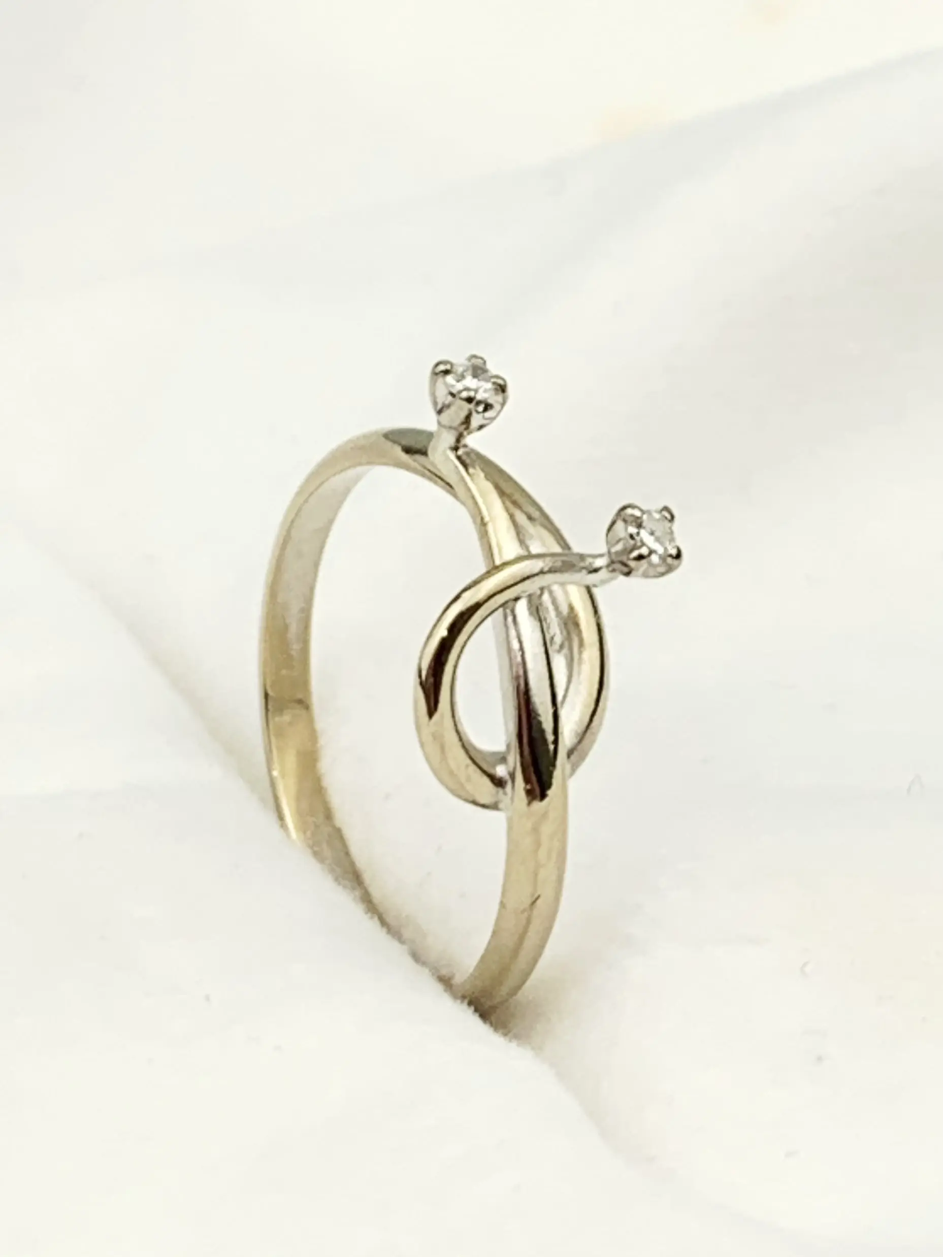 18ct White Gold Diamond Knot Ring