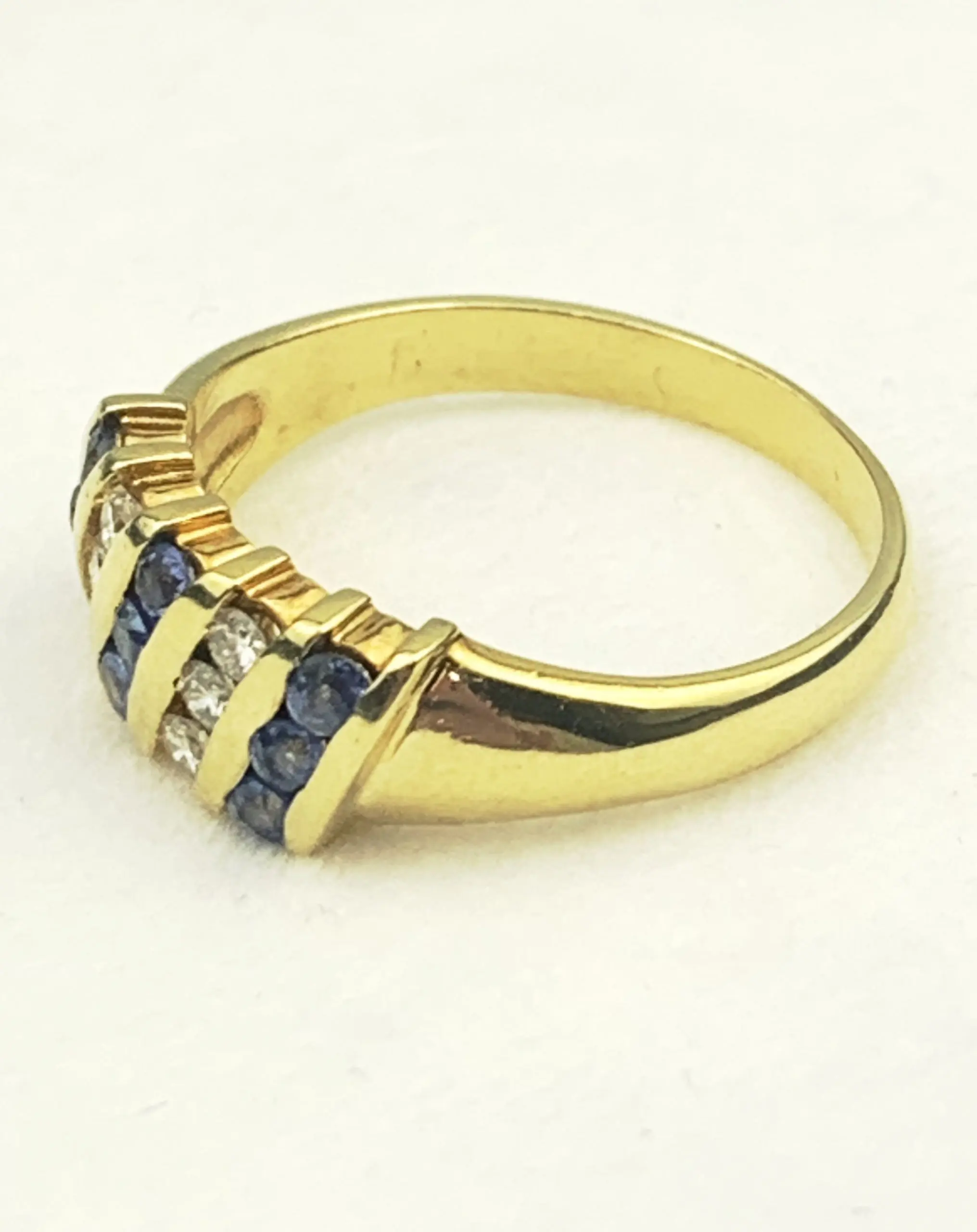 18ct Gold Diamond & Sapphire Ring - Image 3