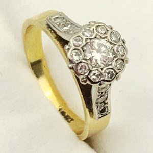 Vintage 18ct Gold Diamond Ring