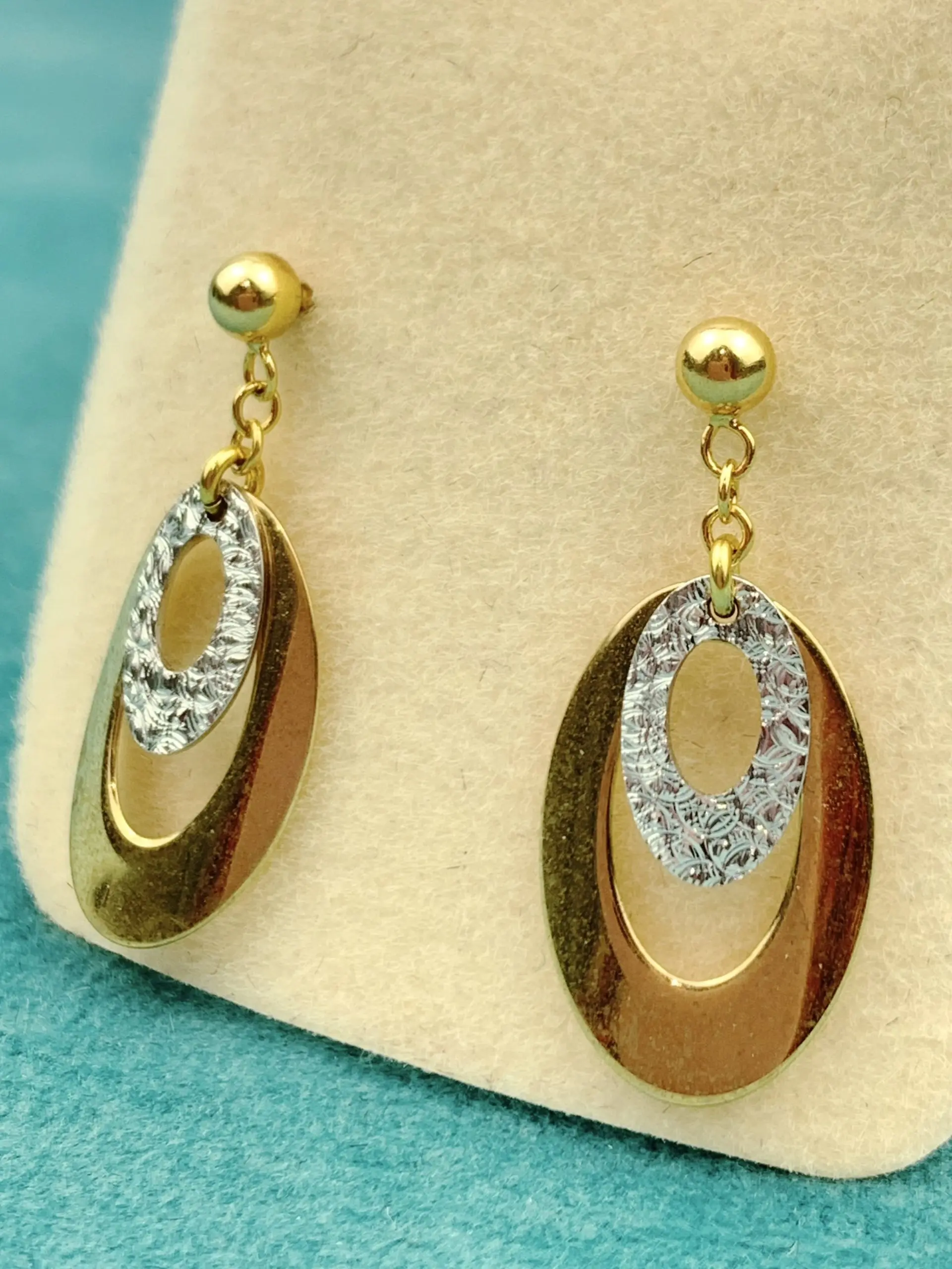 9ct Gold Earrings - BRAND NEW