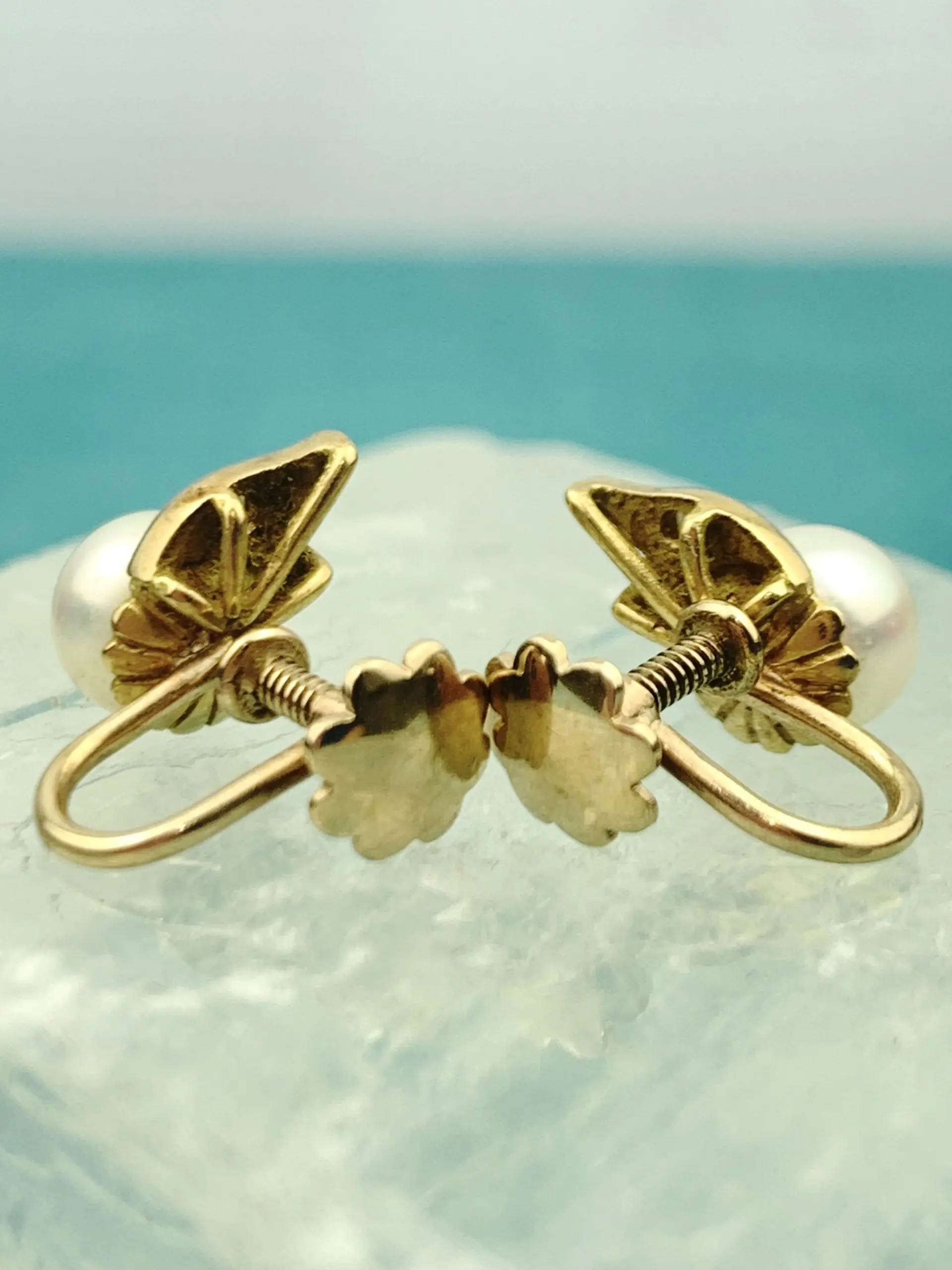 9ct Gold Screw-On Diamond & Pearl Earrings - Image 3