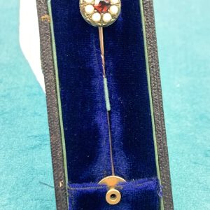 Antique 9ct Gold Garnet & Pearl Tie or Hat Pin