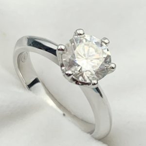 18ct White Gold Solitaire Diamond Ring
