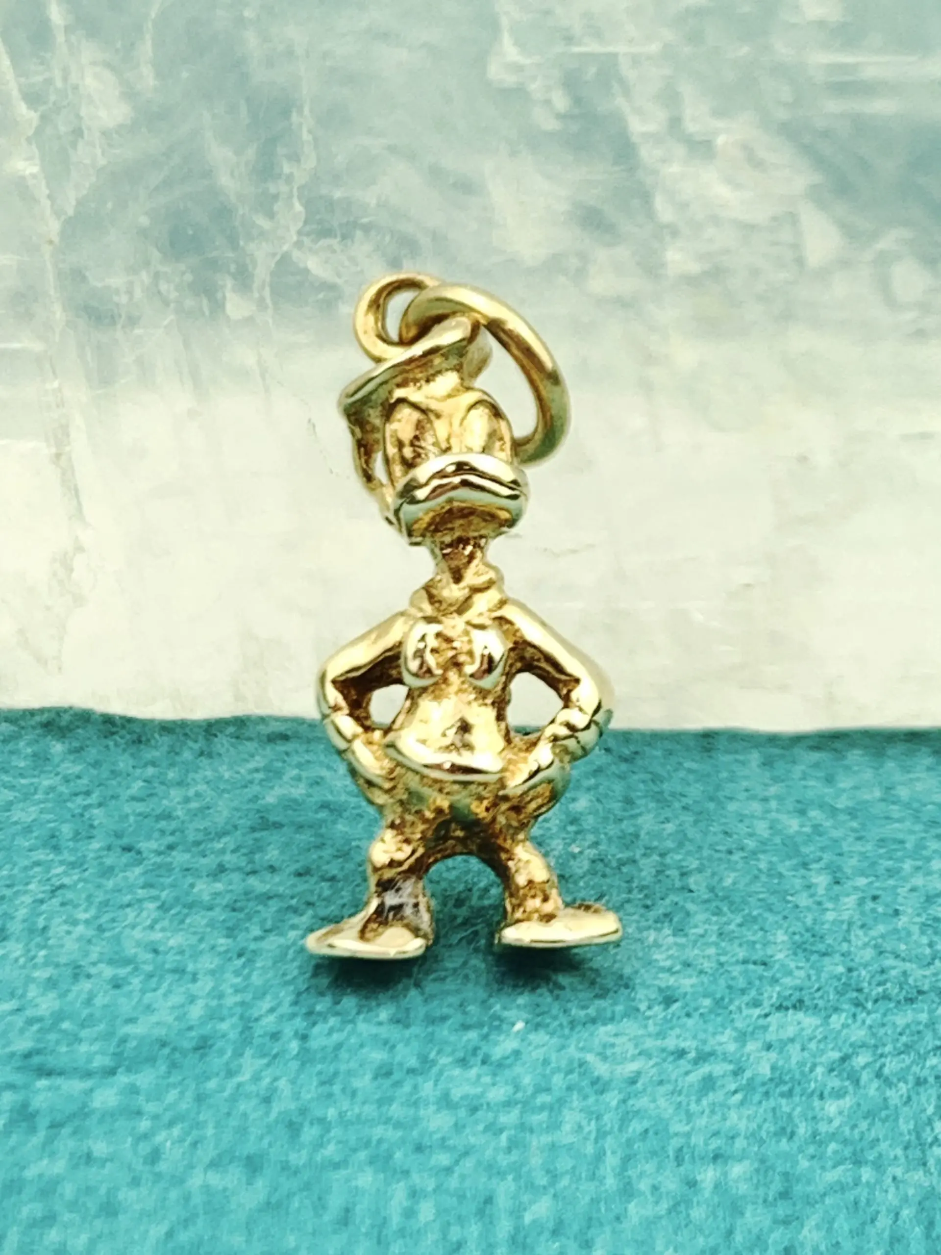 9ct Gold Donald Duck Pendant Charm