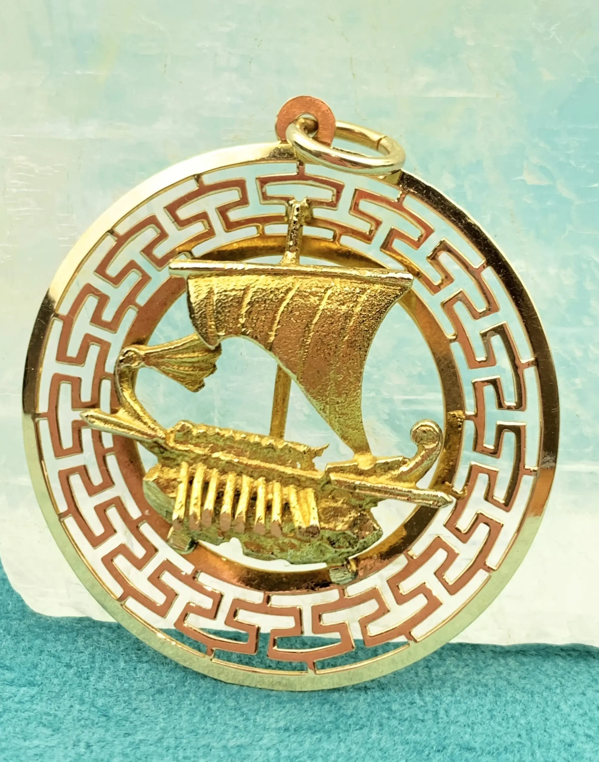 14ct Gold Greek Boat Pendant