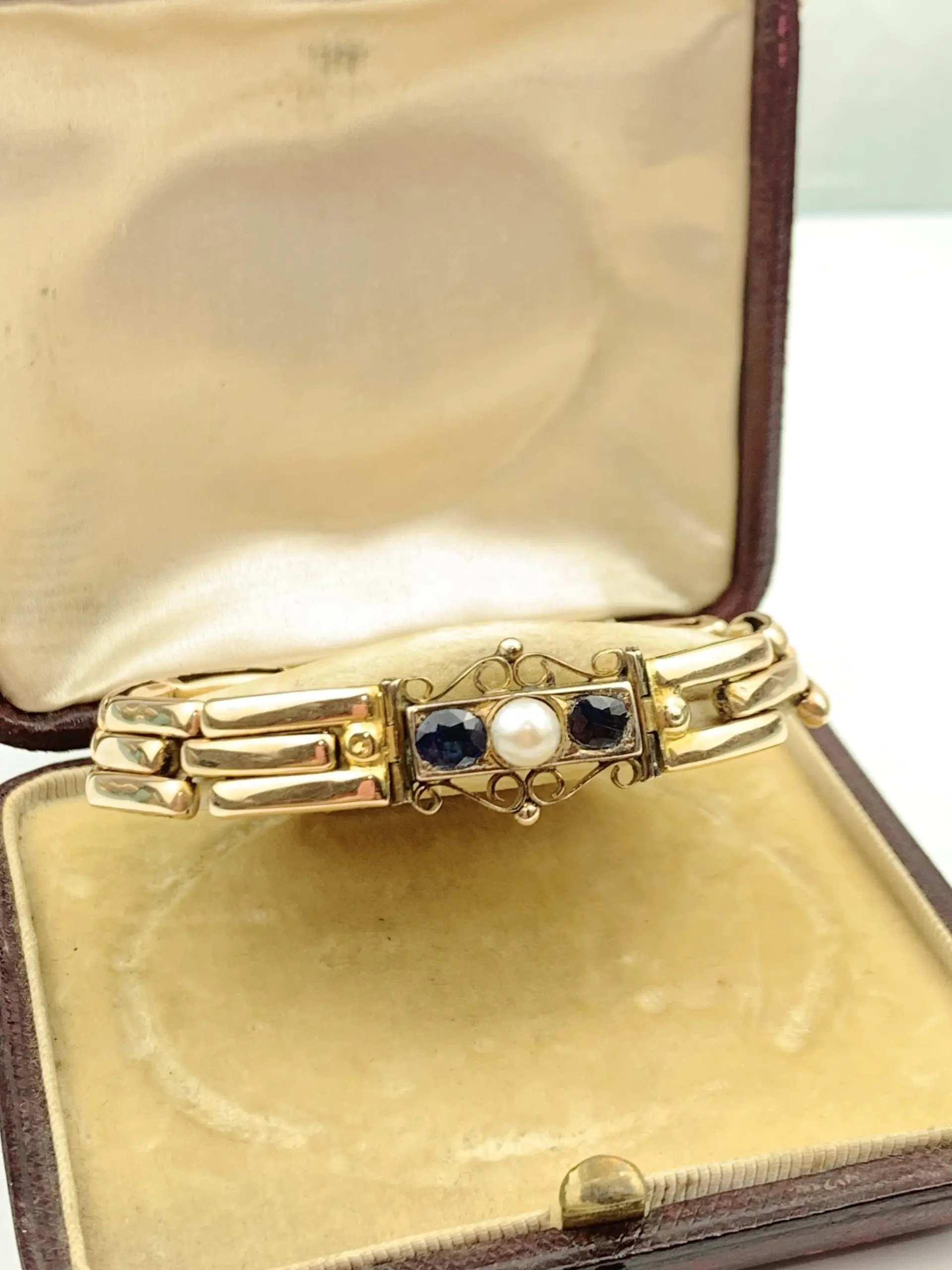 Antique Bracelet 15ct Gold with Pearl & Sapphires - Image 3