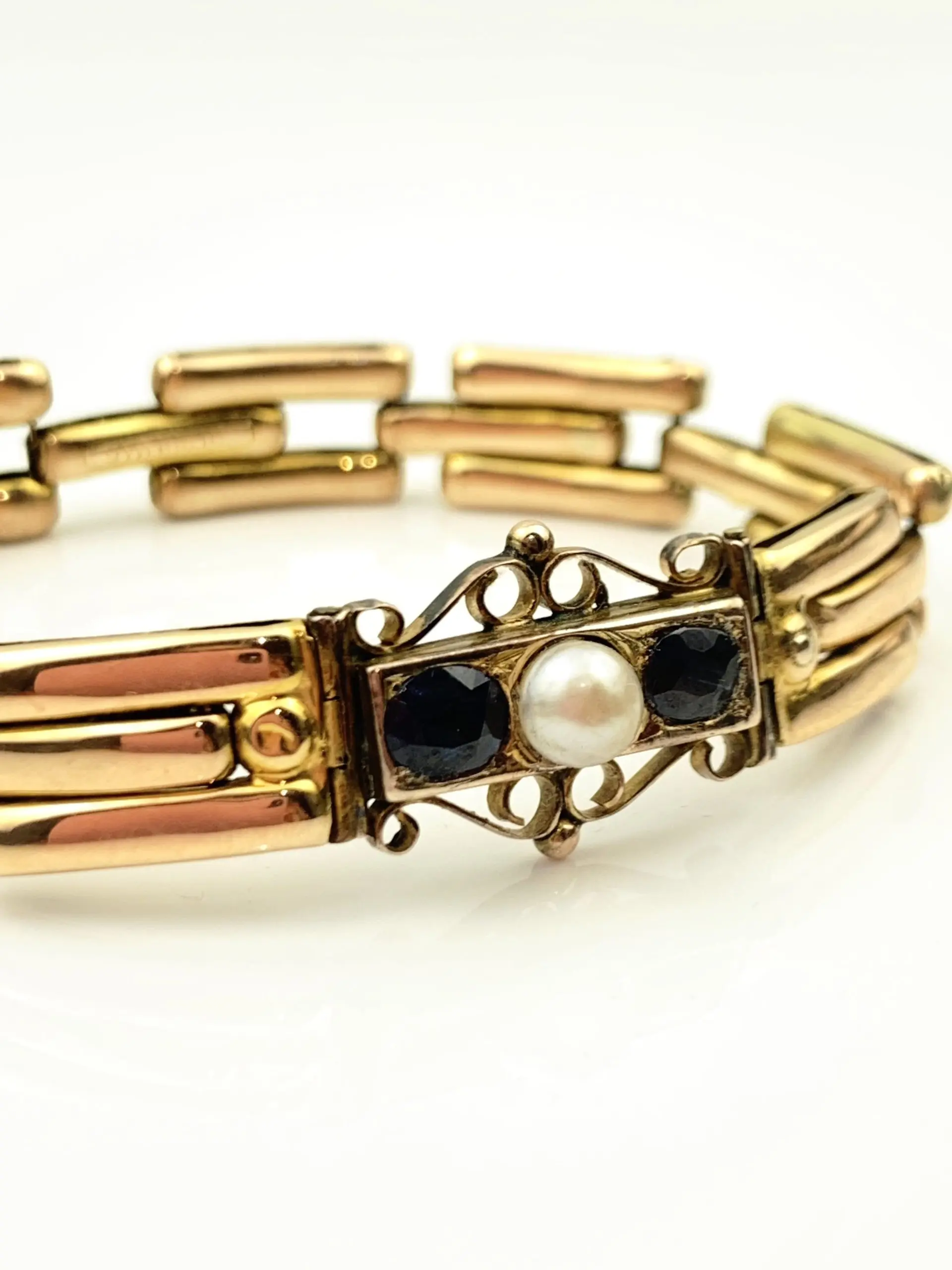 Antique Bracelet 15ct Gold with Pearl & Sapphires - Image 4