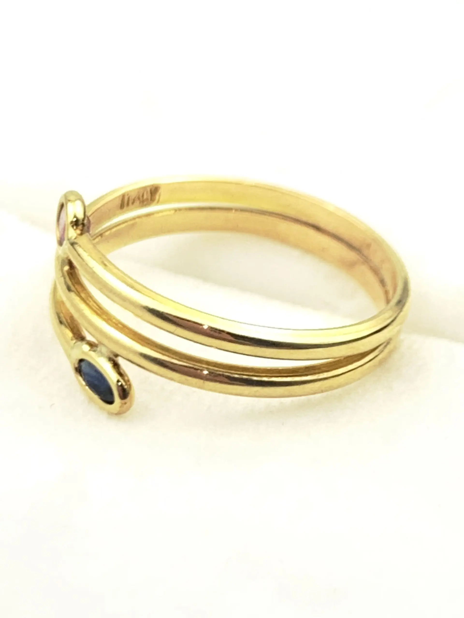 9ct Gold Sapphire & Ruby Ring - Image 3