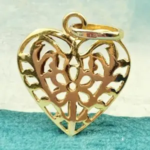 9ct Gold Filigree Heart Pendant