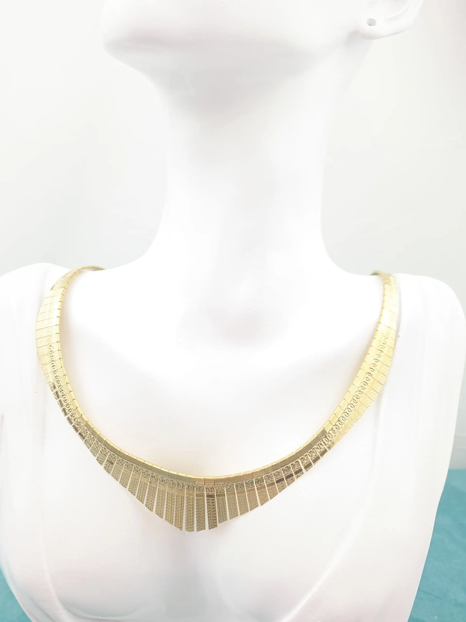 Vintage 18ct Gold Cleopatra Collar Necklace - Image 4