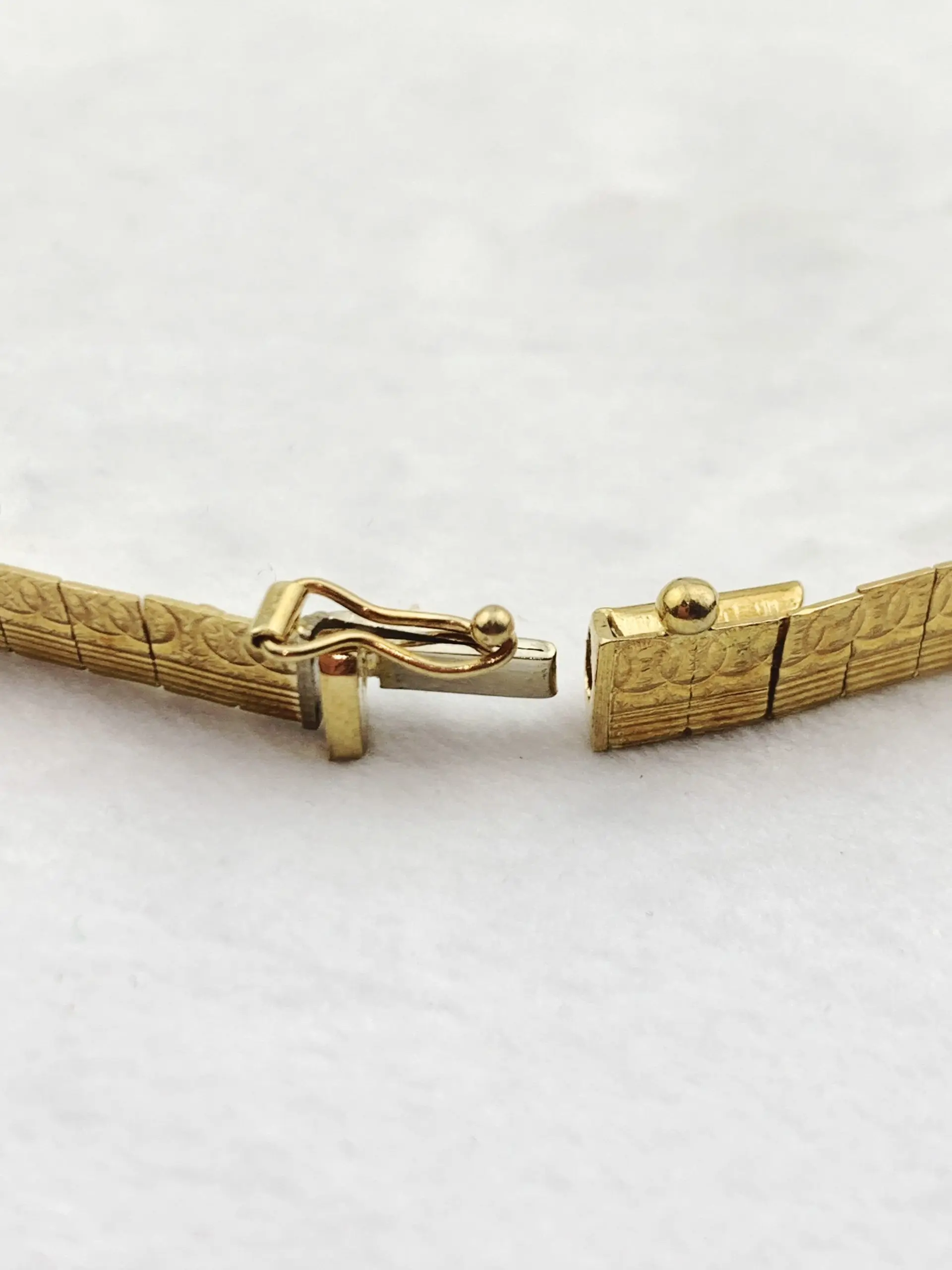 Vintage 18ct Gold Cleopatra Collar Necklace - Image 5