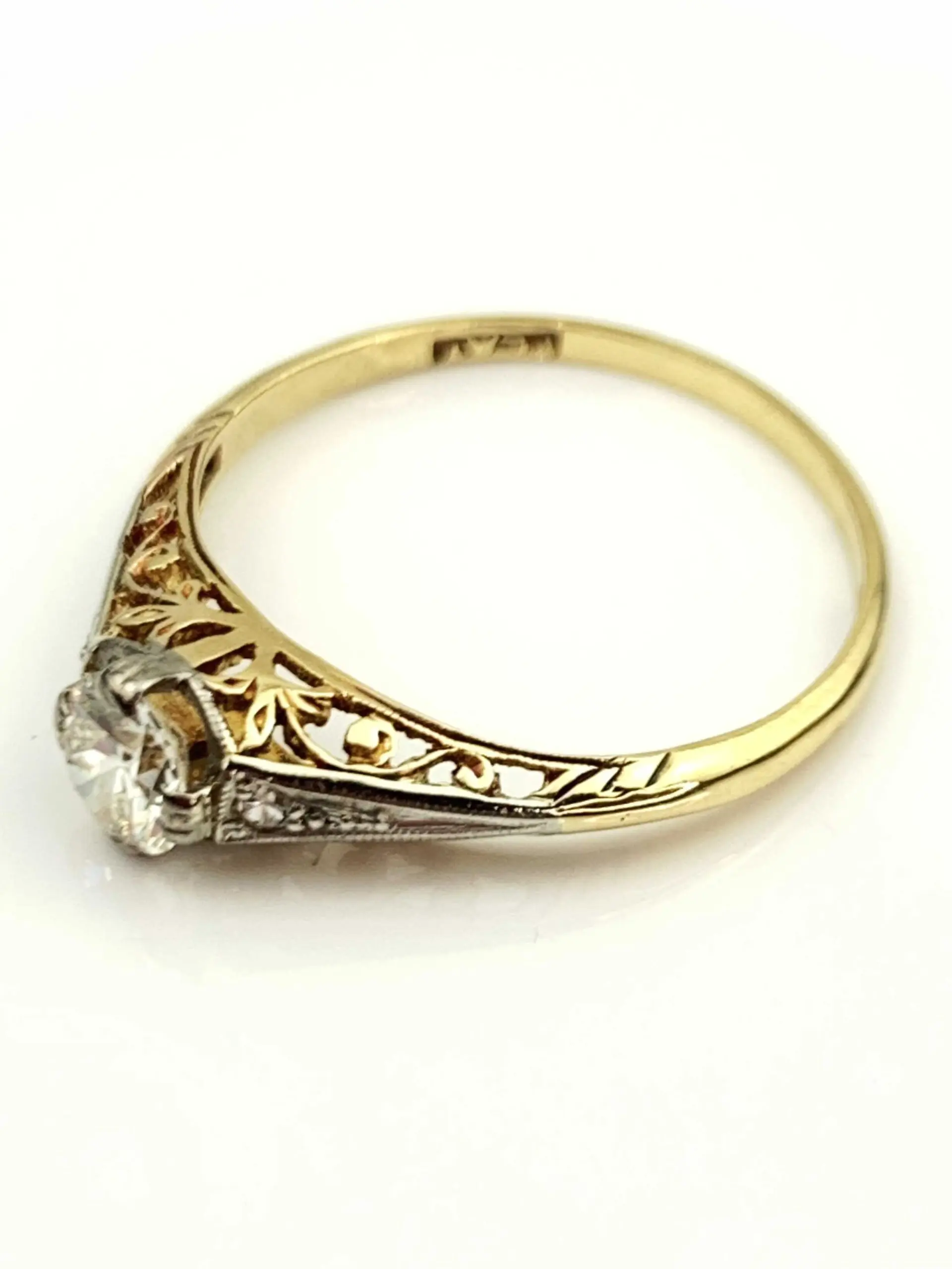 18ct Gold Vintage Diamond Ring - Image 3