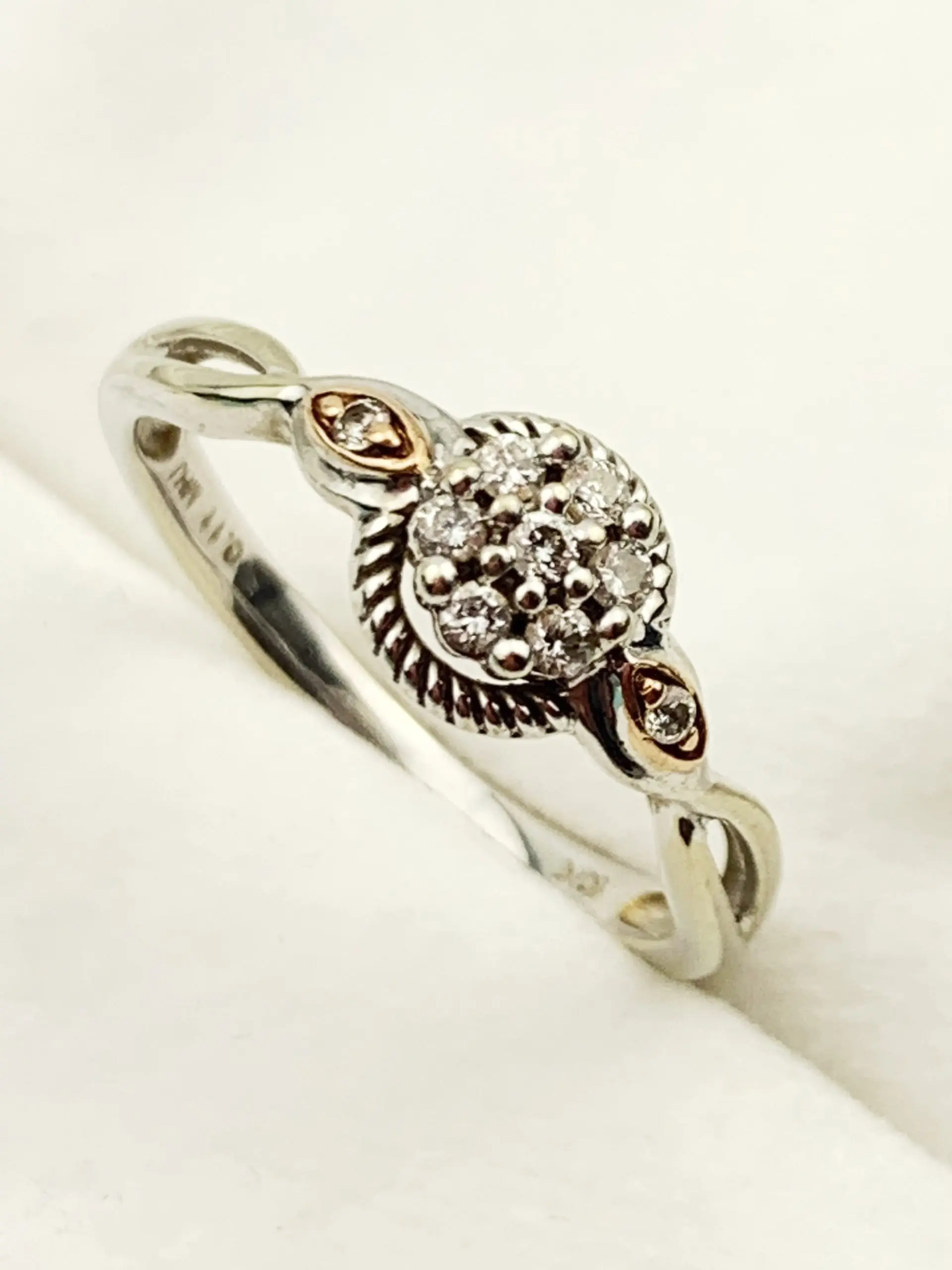 10ct Gold Diamond Cluster Ring