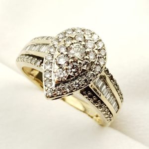 9ct Gold Cluster Diamond Ring