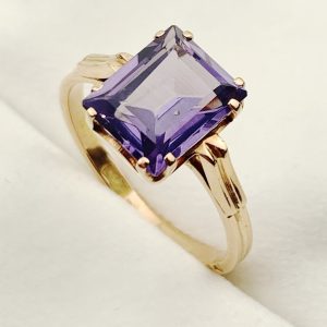 14ct Rose Gold Amethyst Ring
