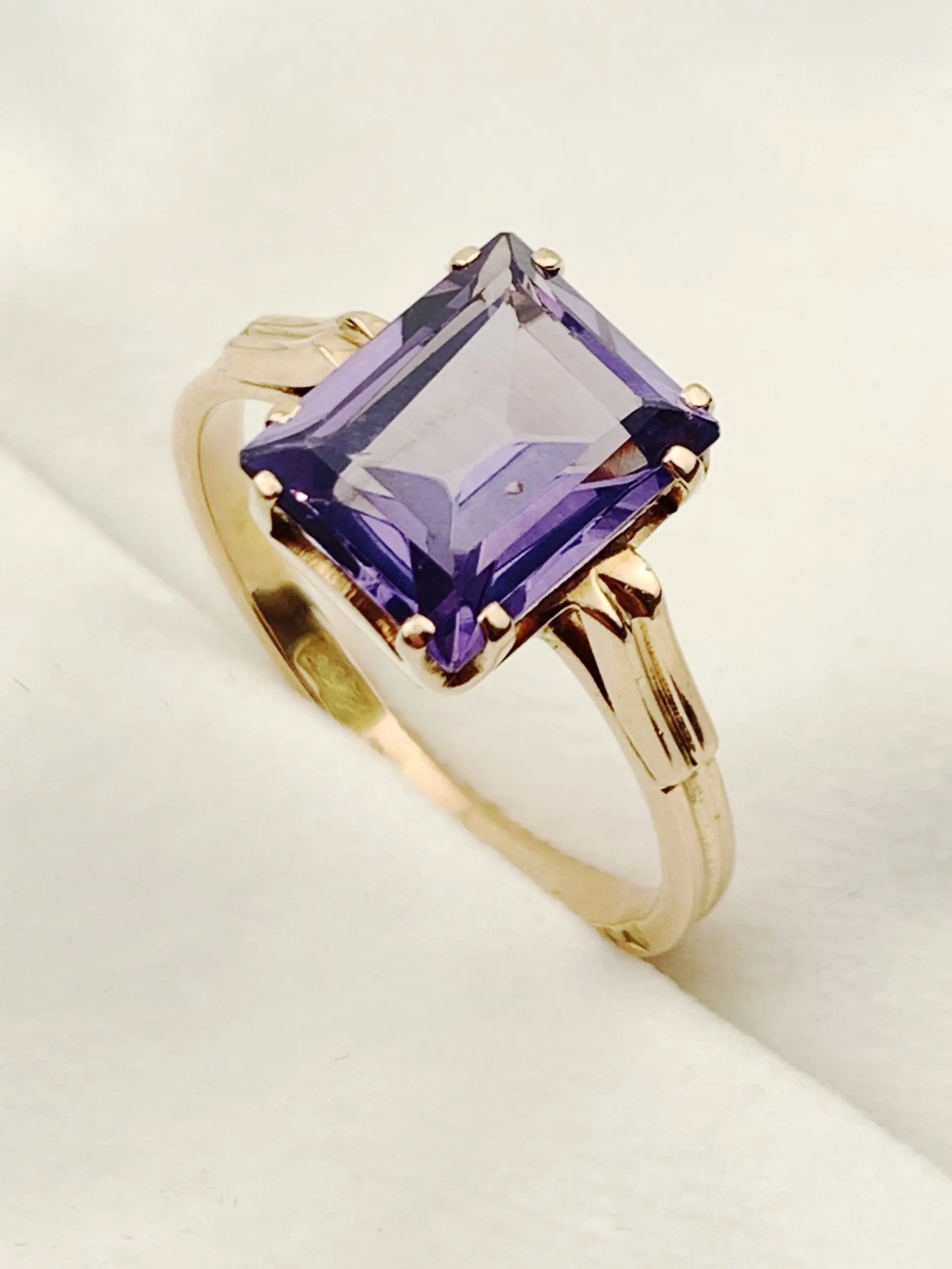 14ct Rose Gold Amethyst Ring