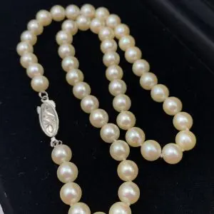 Vintage Pearl Necklace