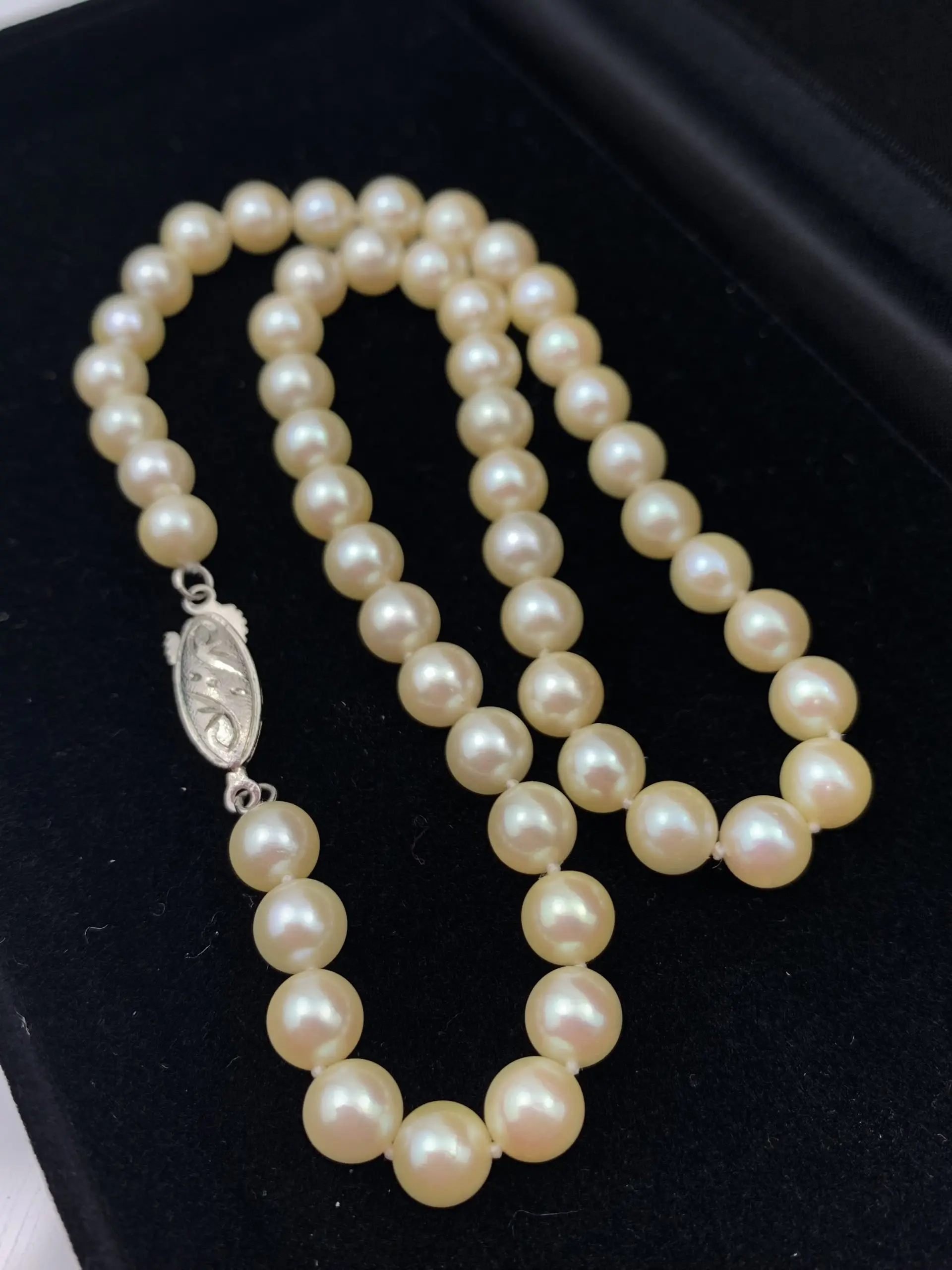 Vintage Pearl Necklace