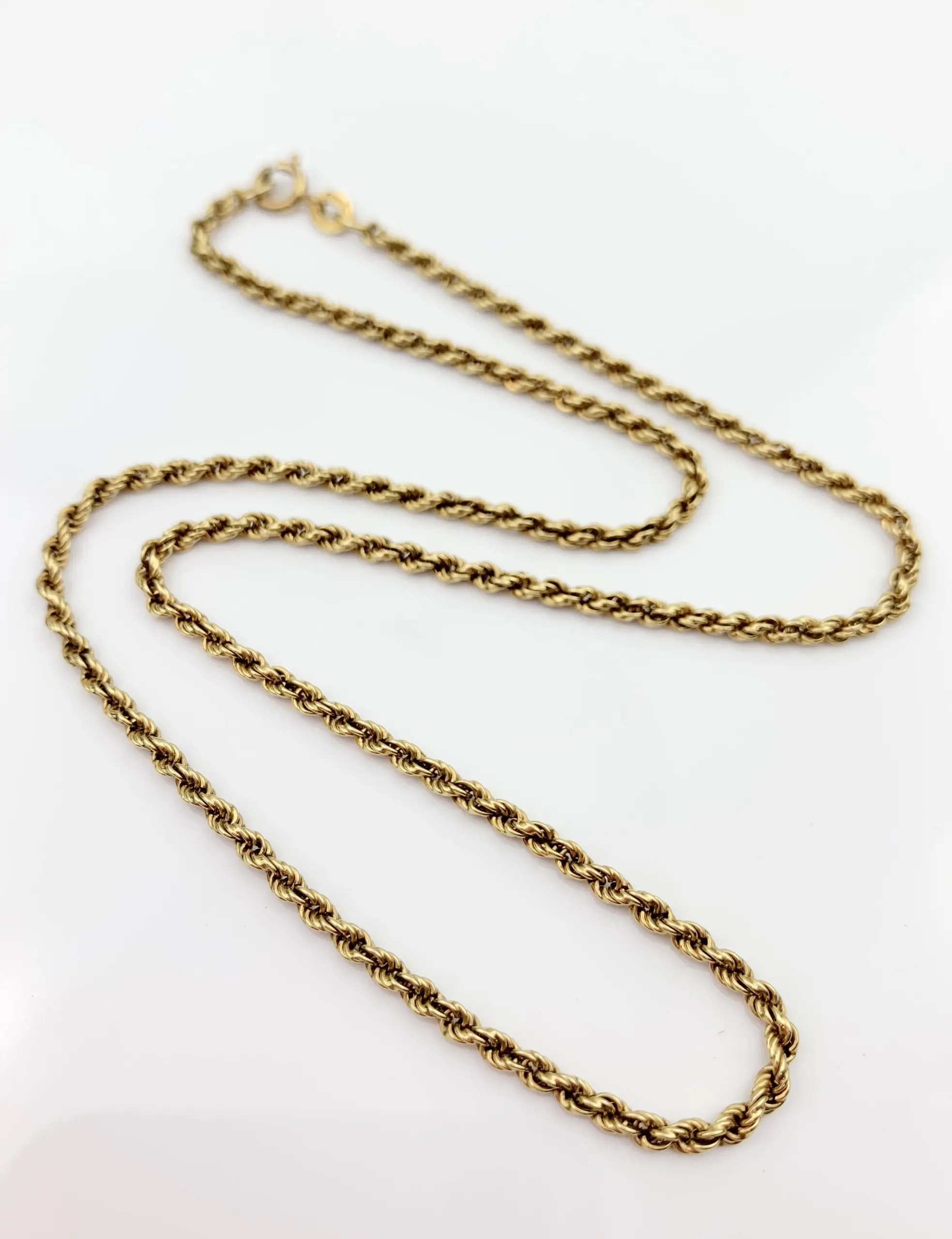 18ct Gold Chain Twisted Rope Necklace