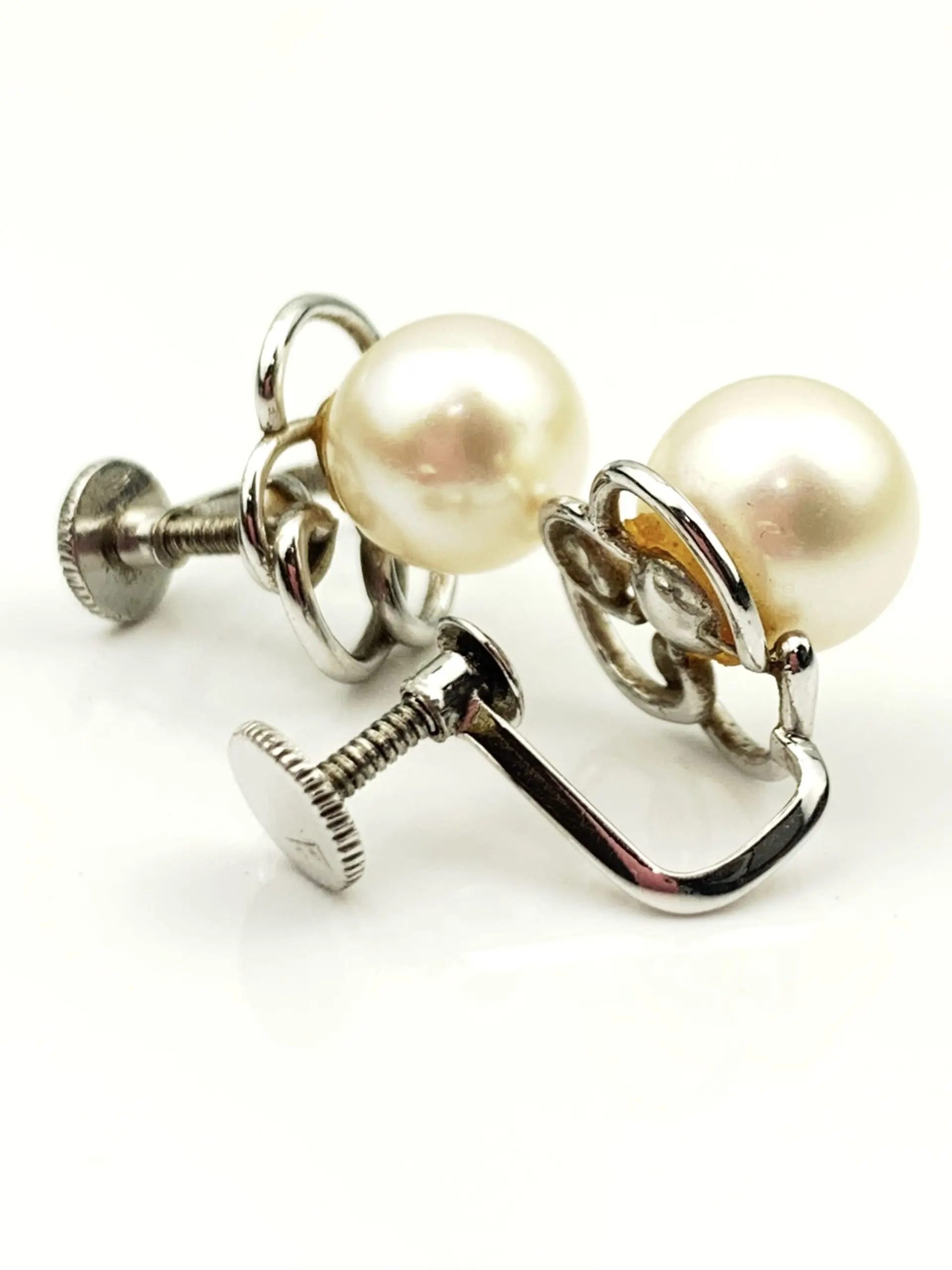 14ct Gold Pearl Screw-On Earrings - Image 3