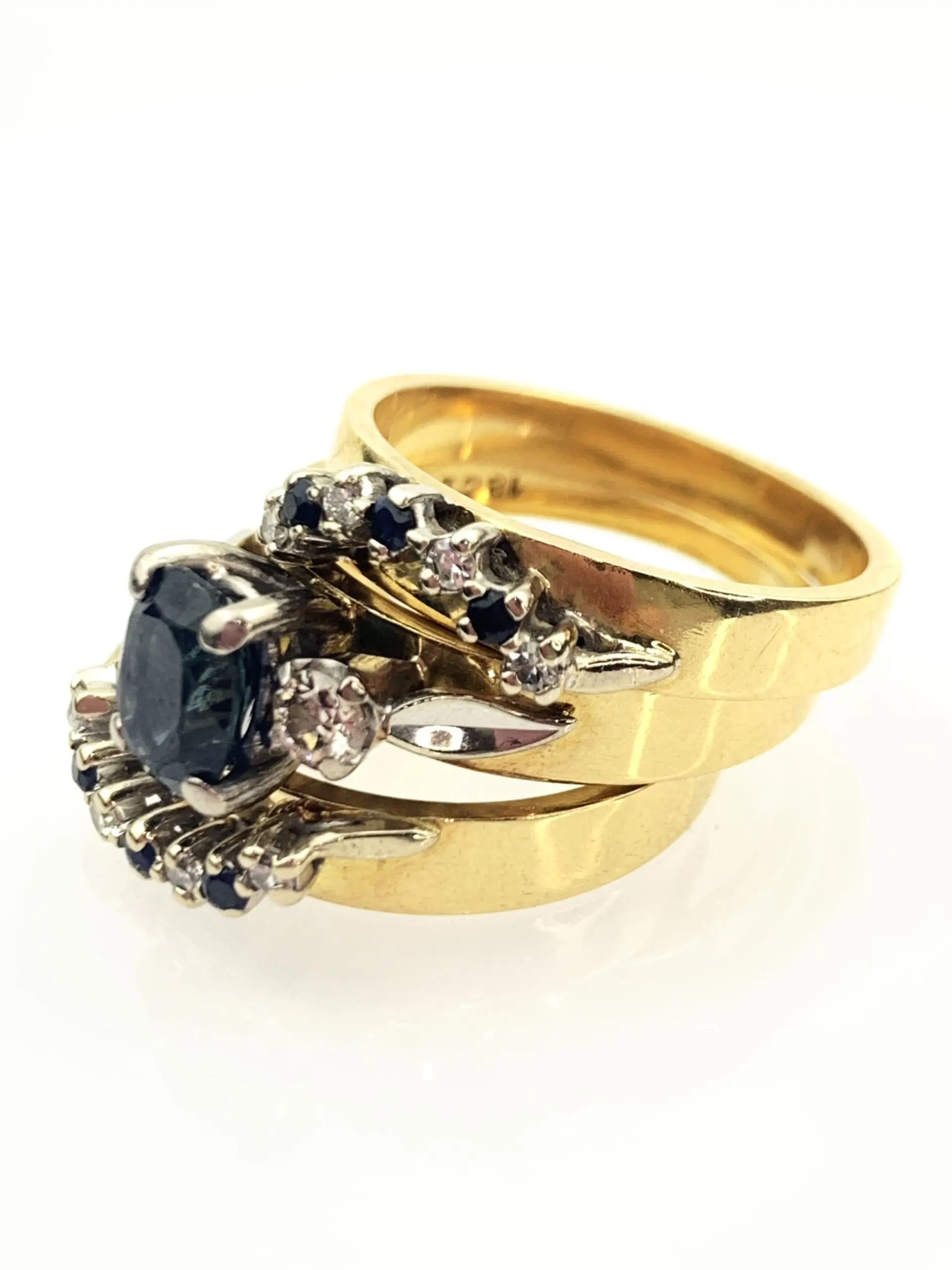 18ct Gold Diamond & Sapphire Ring Set - Image 4
