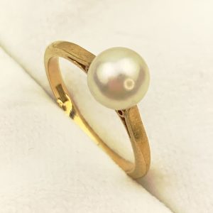 Vintage 18ct Gold Pearl Ring