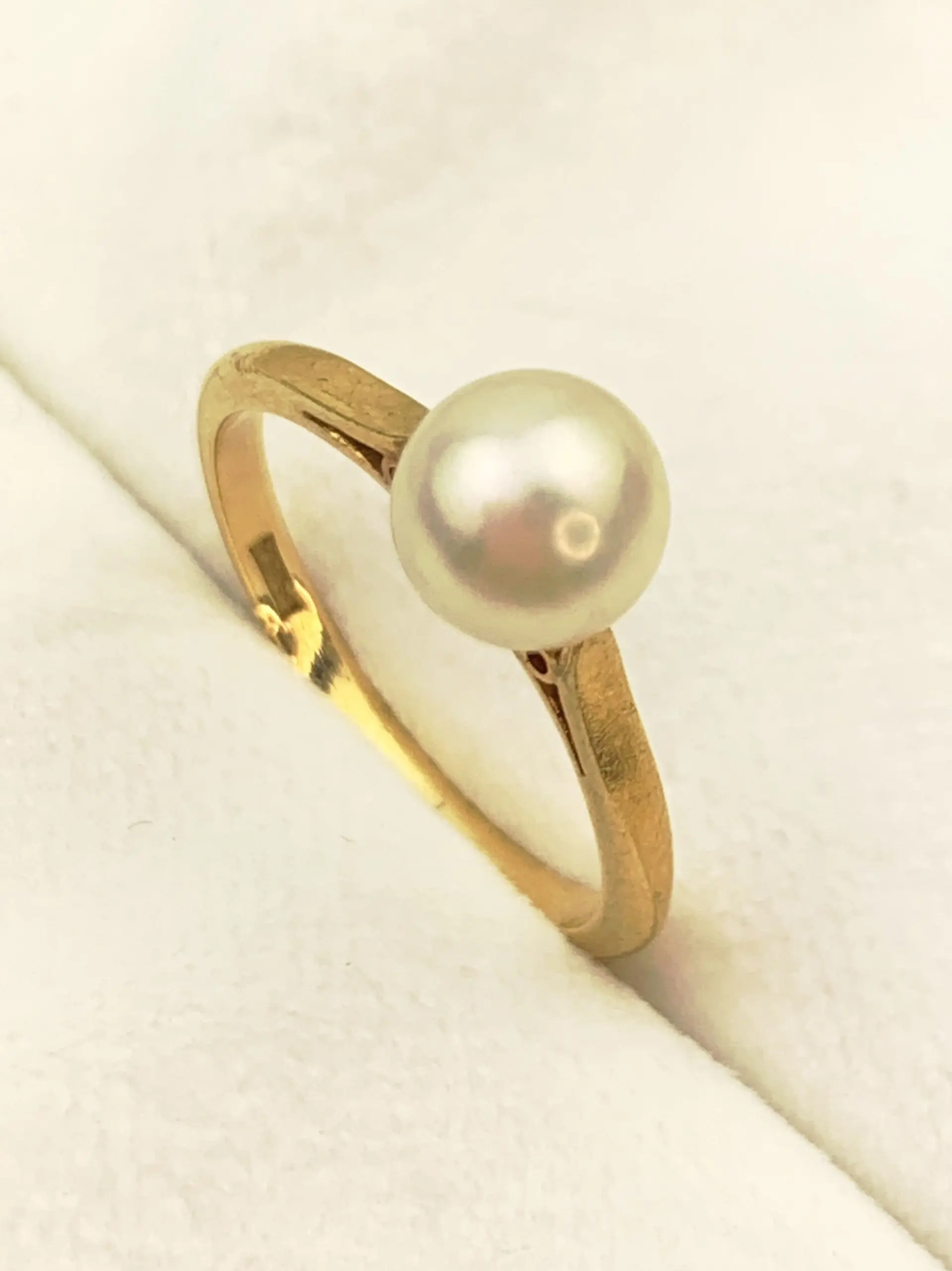 Vintage 18ct Gold Pearl Ring