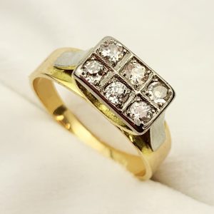 Vintage 18ct Gold Diamond Ring