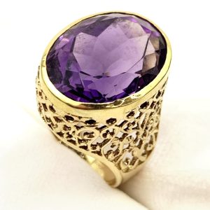 14ct Gold Amethyst Ring