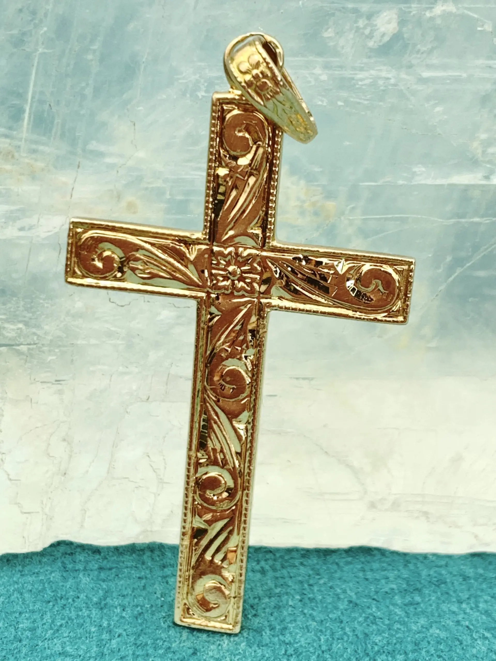 14ct Gold Cross Pendant