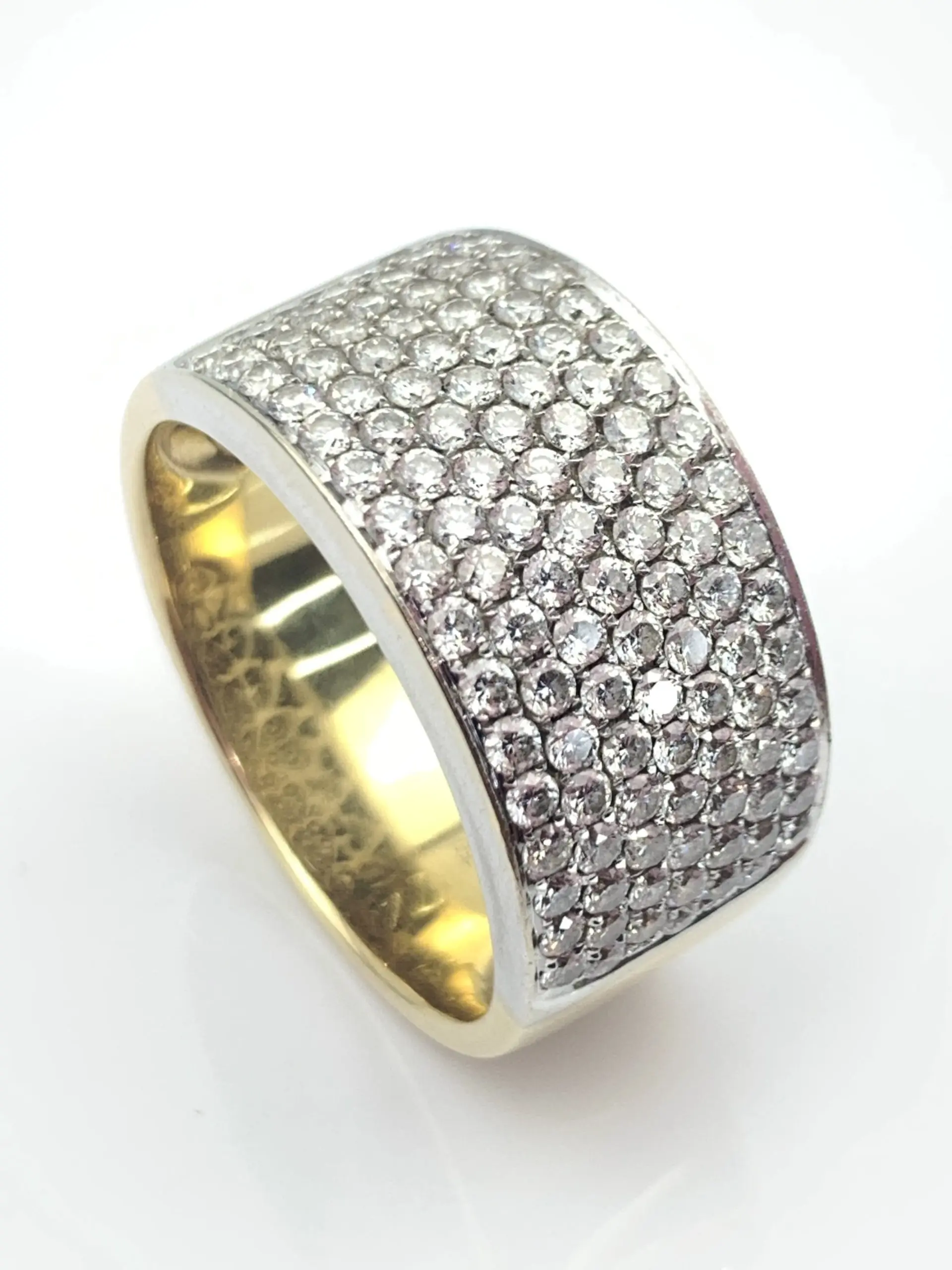 18ct Gold Diamond Cluster Ring - 1.90ct