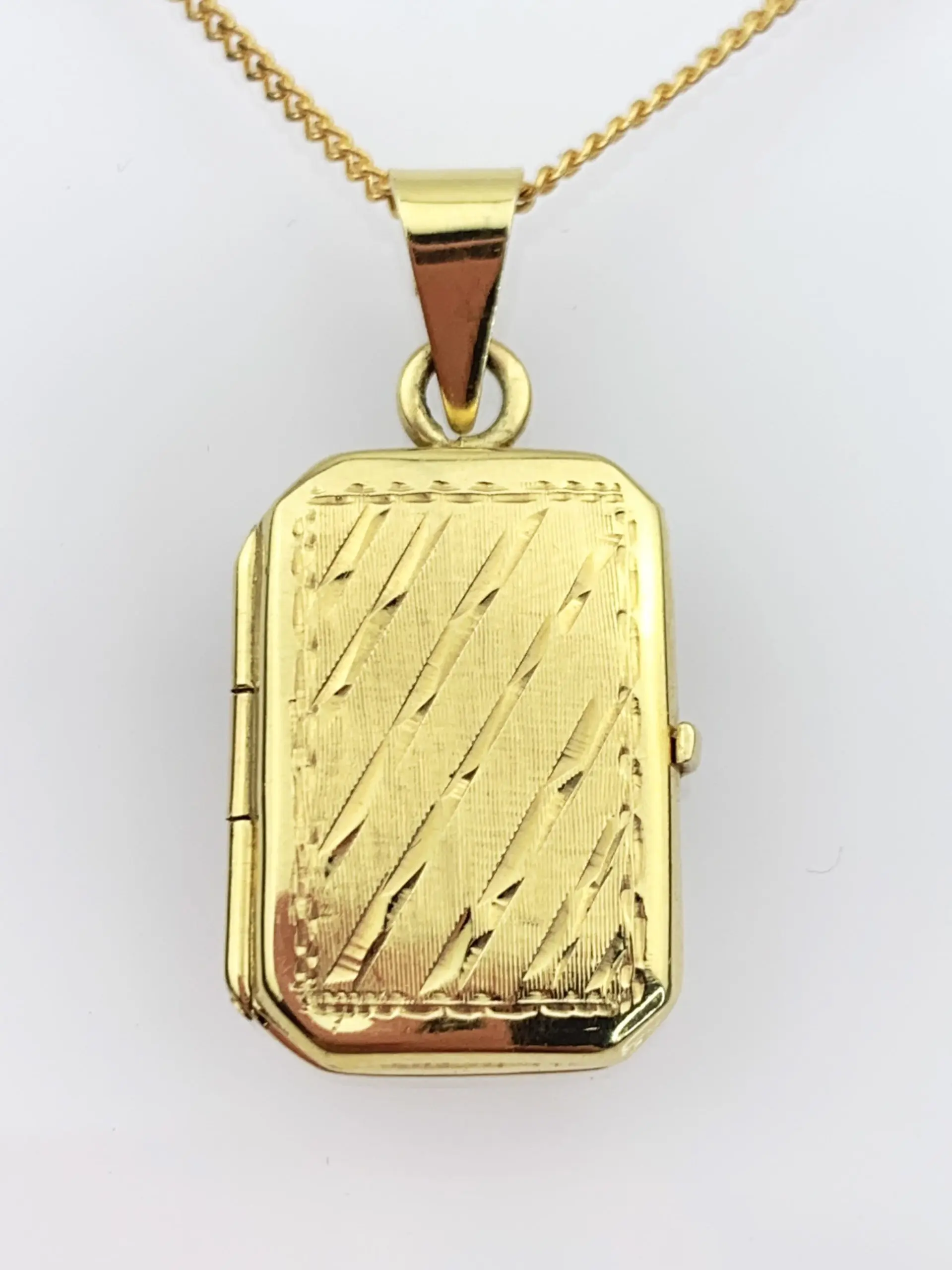 Vintage 14ct Gold Locket Pendant