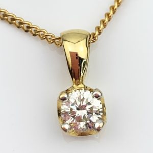18ct Gold Solitaire Diamond Pendant