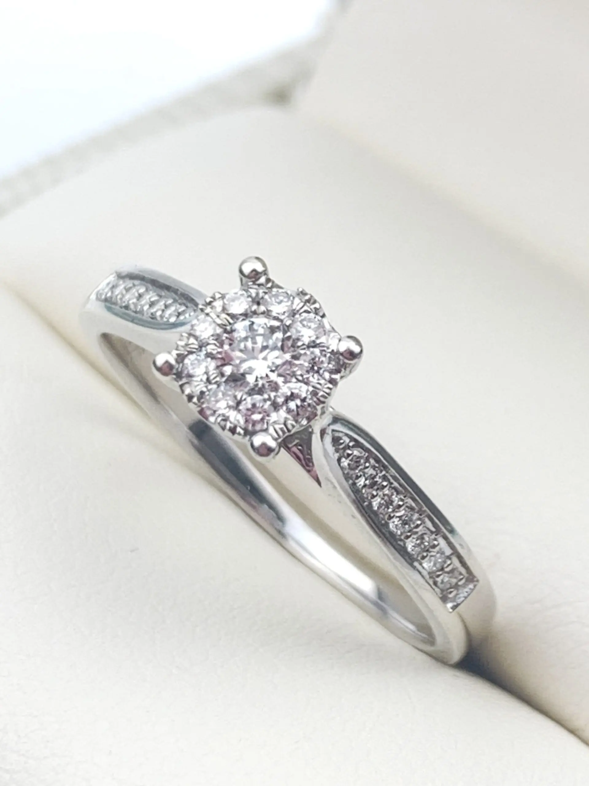 9ct White Gold Diamond Ring