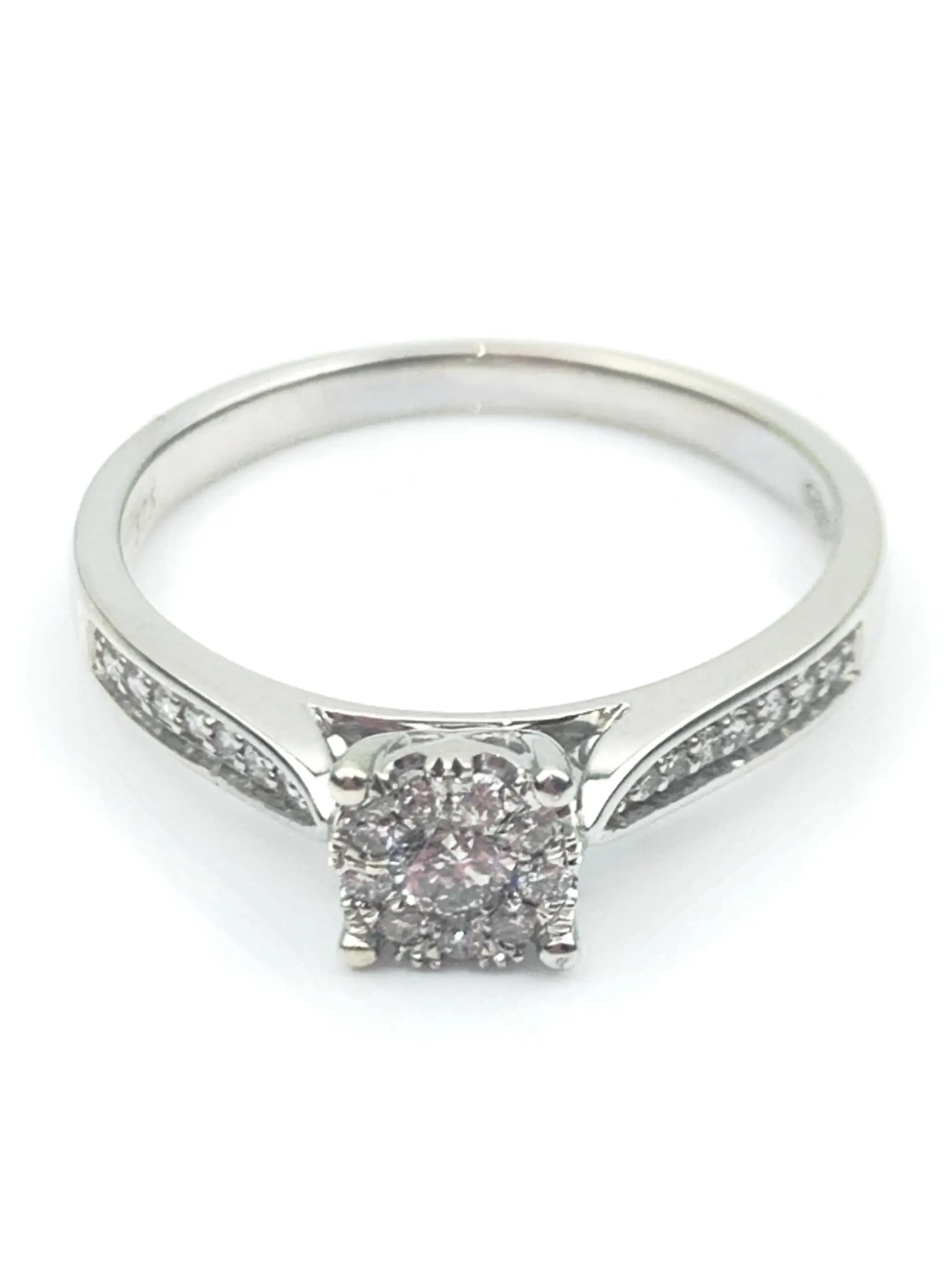 9ct White Gold Diamond Ring - Image 2