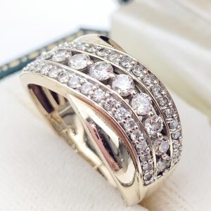 10ct Gold Cluster Diamond Ring