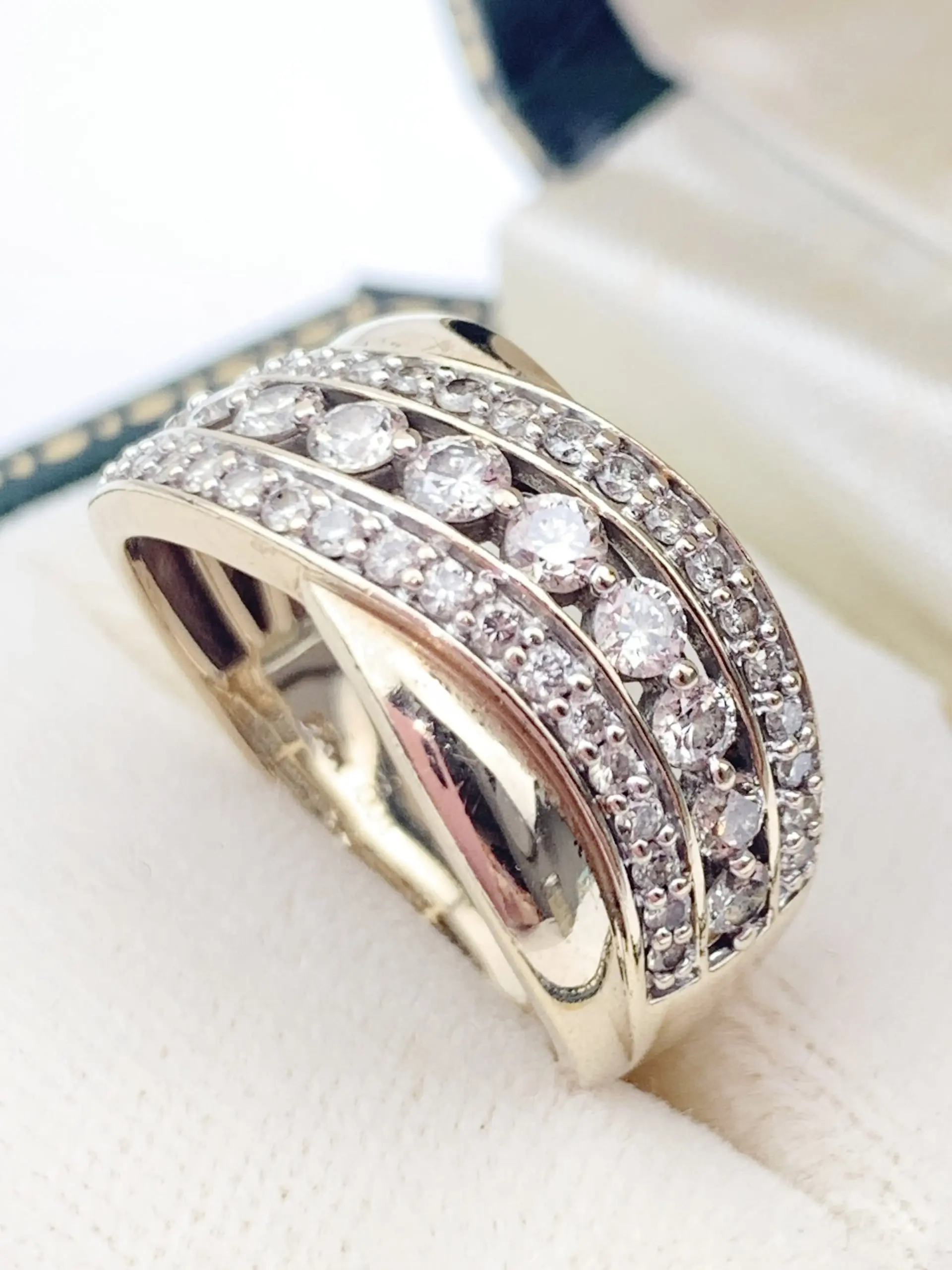 10ct Gold Cluster Diamond Ring