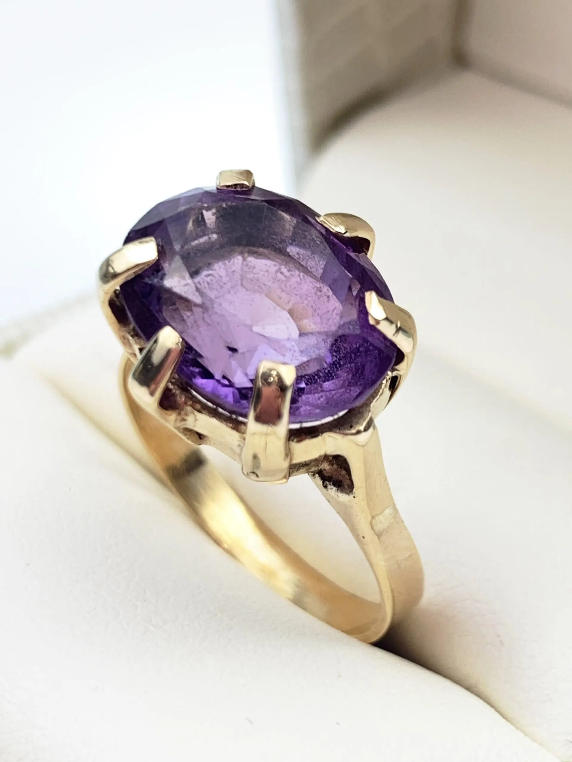 Vintage 14ct Gold Amethyst Ring