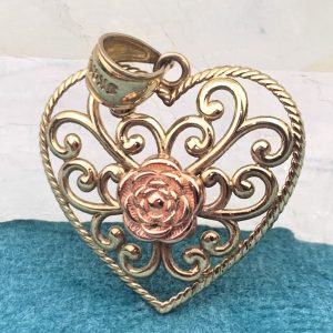 9ct Gold Filigree Heart Pendant