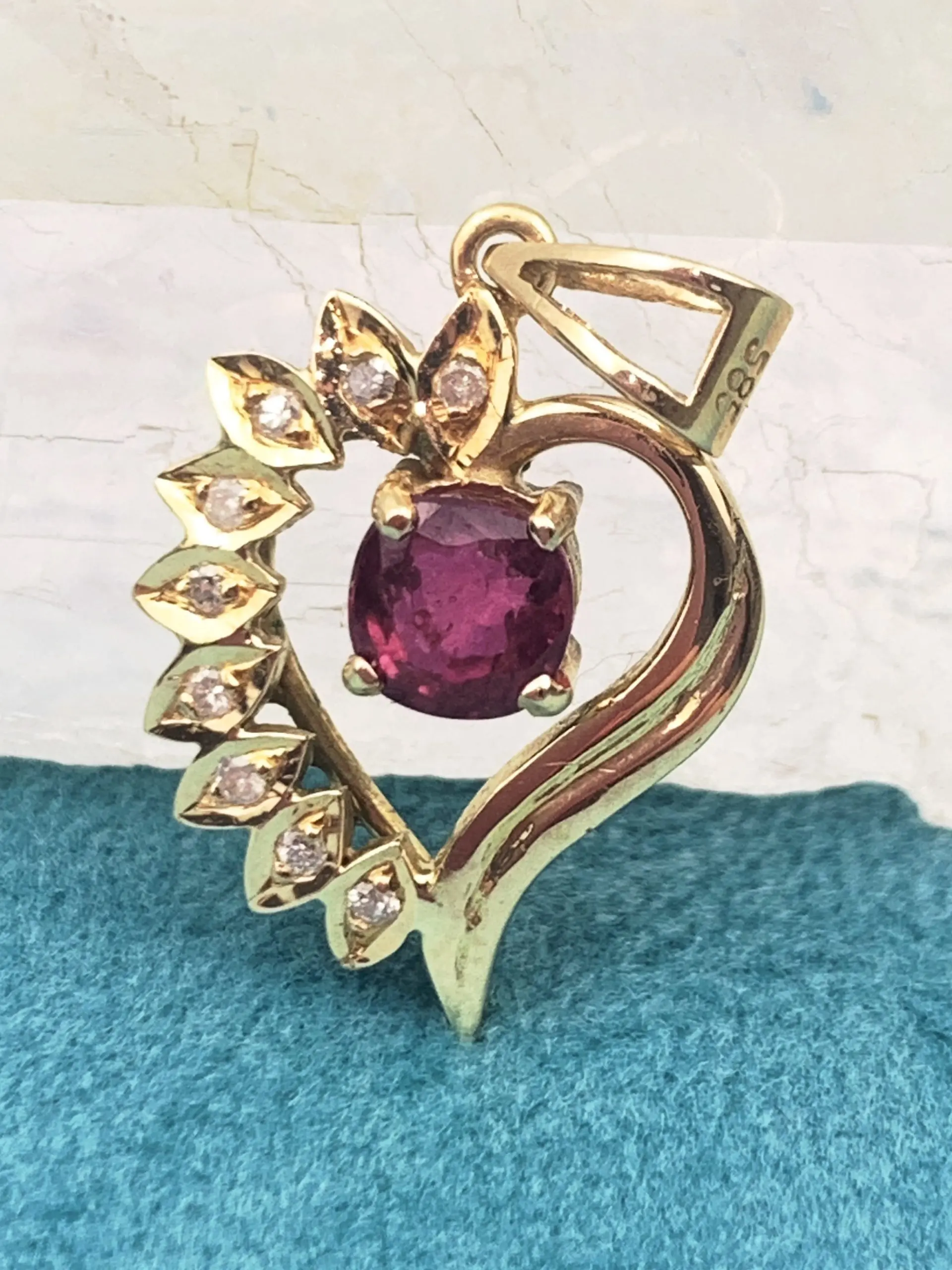 14ct Gold Ruby & Diamond Heart Pendant