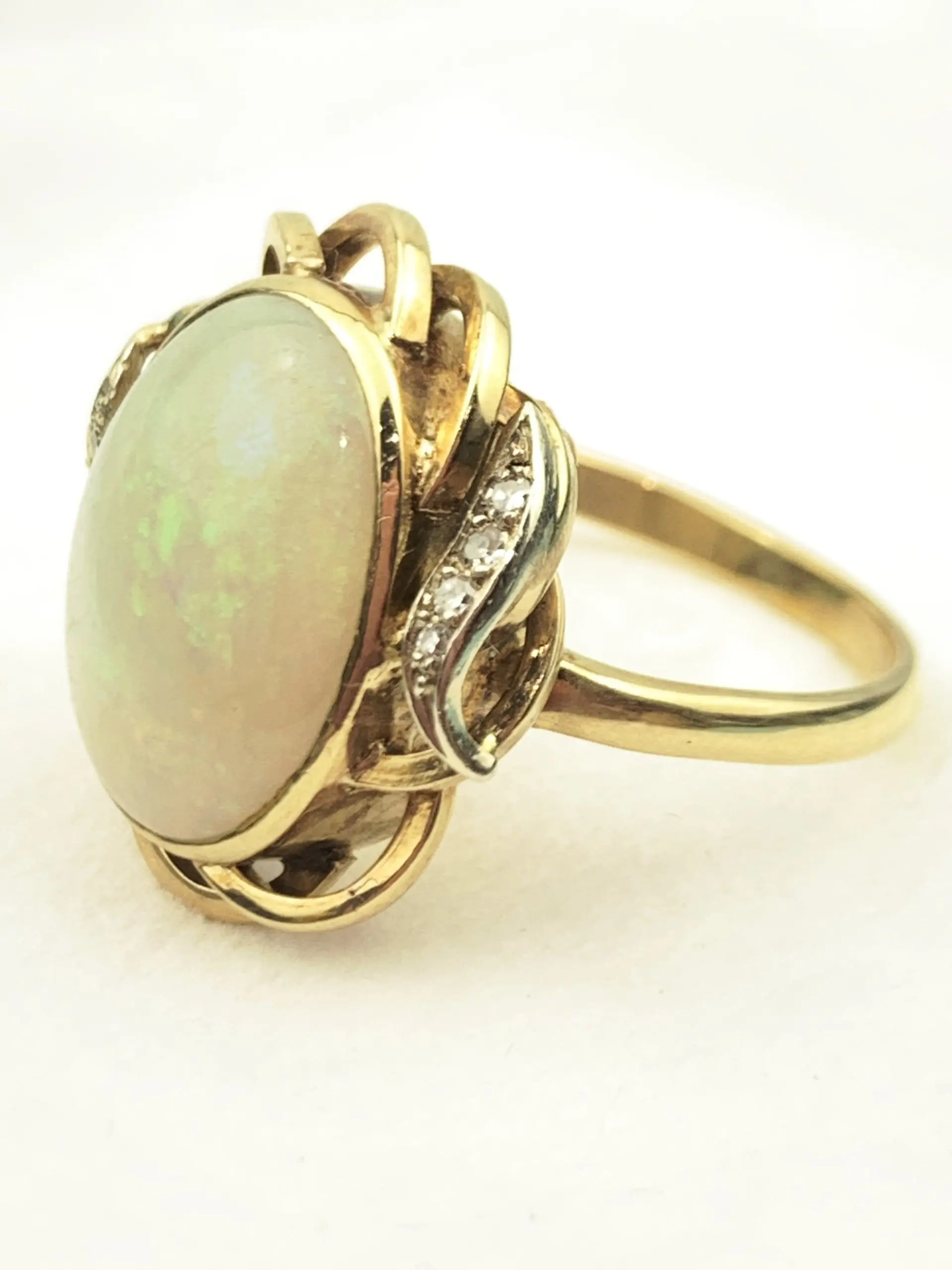 14ct Gold Diamond Opal Ring - Image 3