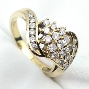 18ct Gold Cluster Diamond Ring