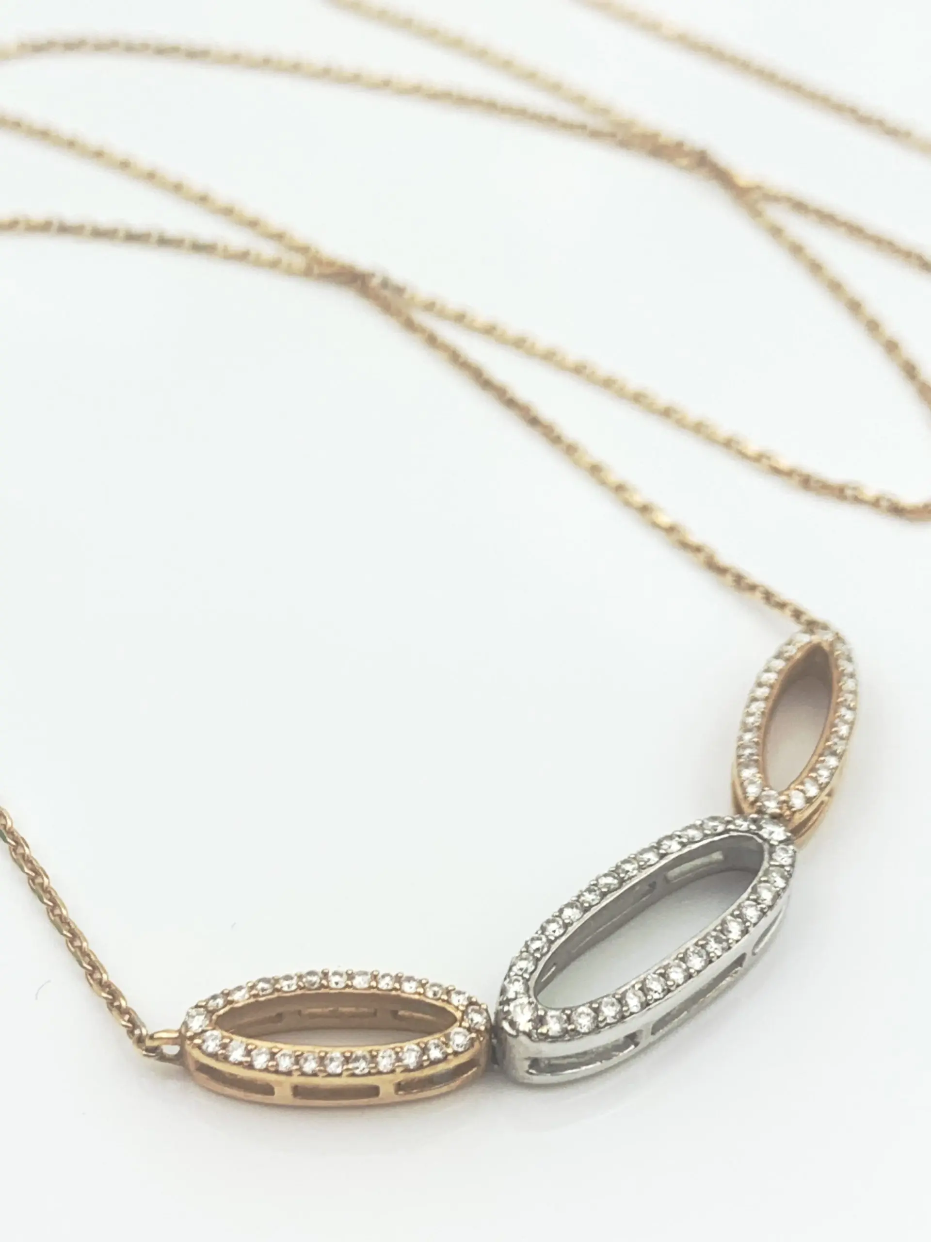 18ct Gold Diamond Necklace