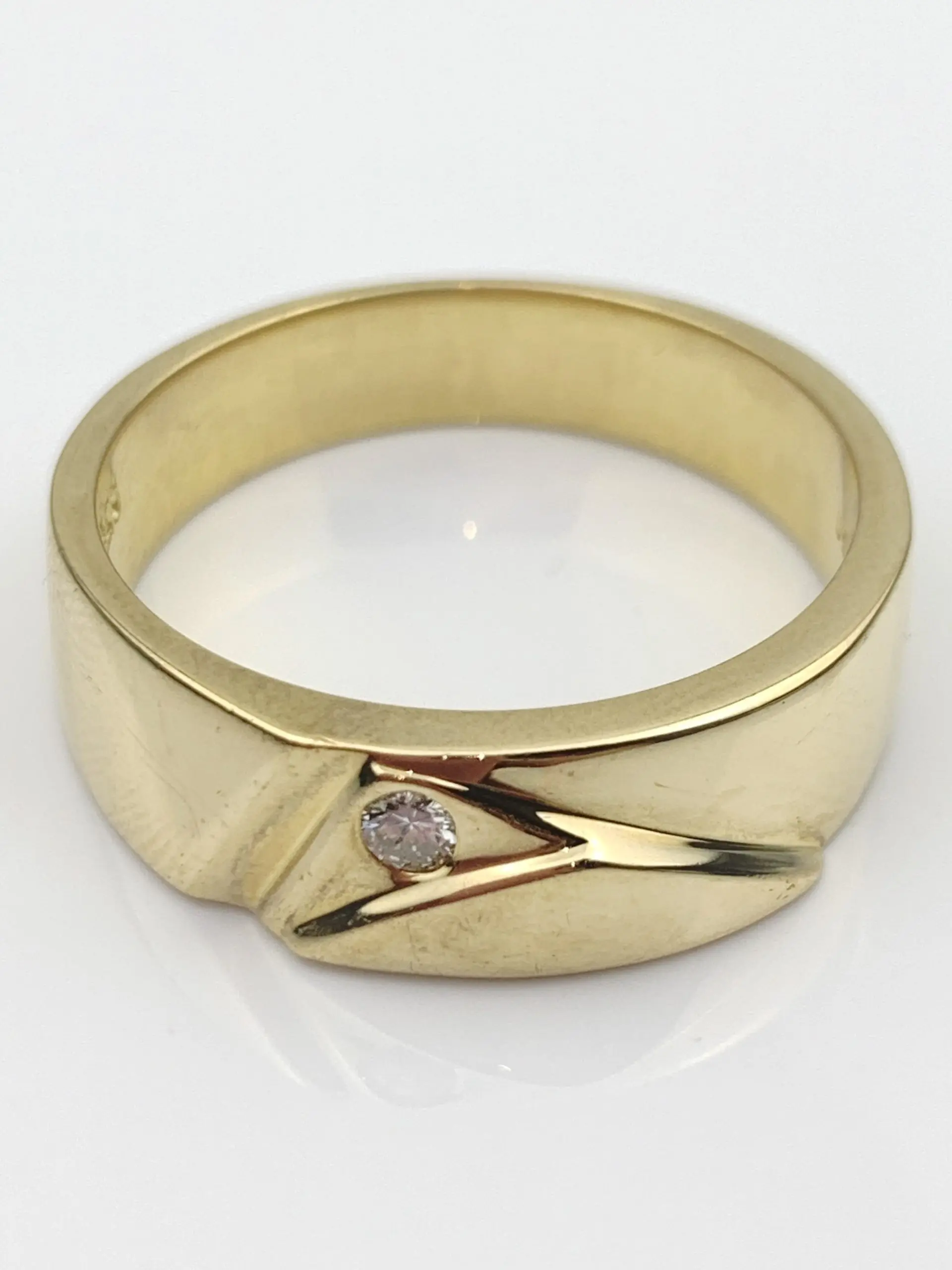 18ct Gold Mens Diamond Signet Ring